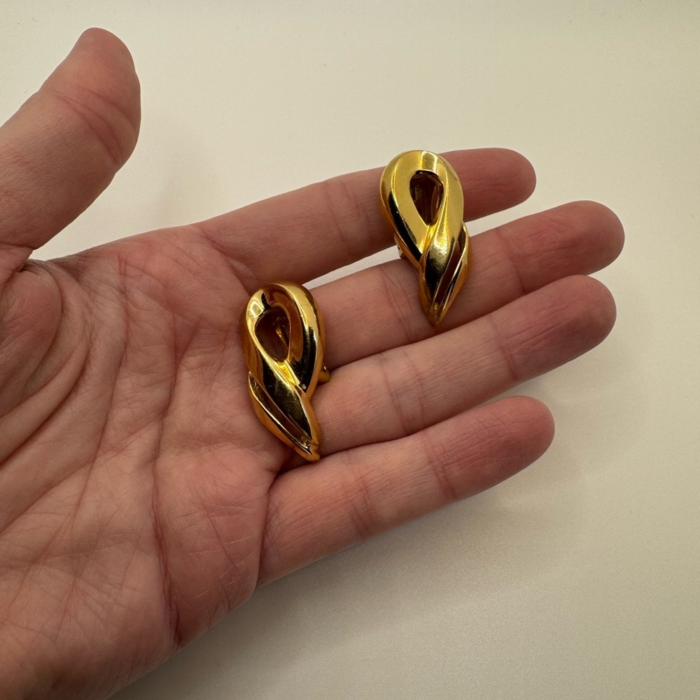 Christian Dior Gold Twist Earrings